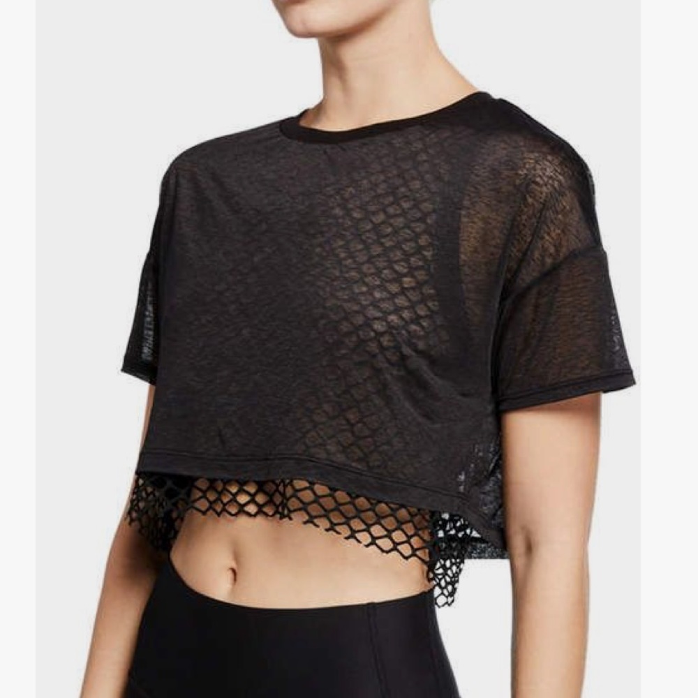 ‼️MOVING SALE ‼️ ALO afterglow crop tee